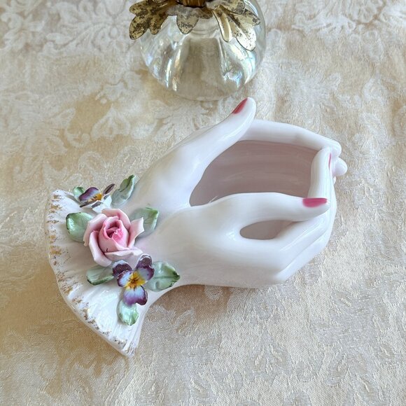 Vintage Lefton "Pair of Hands Trinket Dish" - Picture 16 of 17